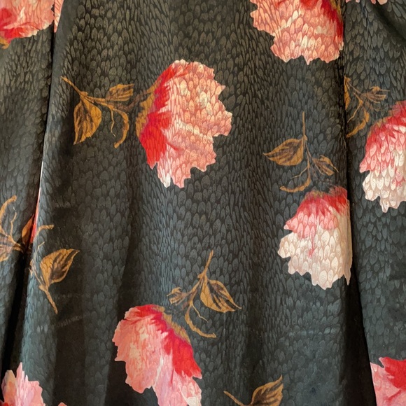 RW&CO dress - Picture 2 of 4